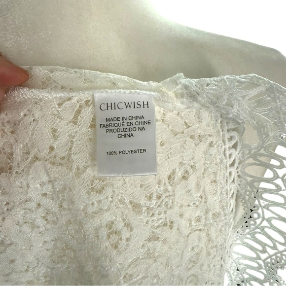 Chicwish White Lace Sleeveless Blouse - Picture 5 of 7